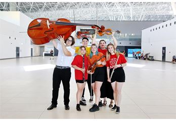 P87C4358.jpg
