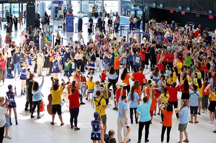 Svjetski dan glazbe obilježio flash mob u zračnoj luci